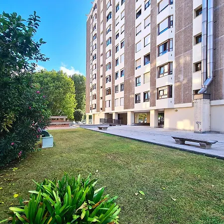 Delia Apartment *